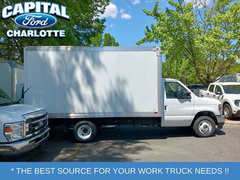 New 2027 Ford E-350 and Econoline 350 Super Duty w/ Power Equipment Group RWD image 4