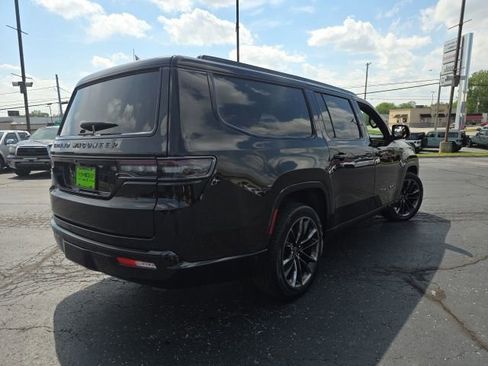 Used 2024 Jeep Grand Wagoneer L Series III w/ Rear Seat Video Group 1 AWD/4WD image 8