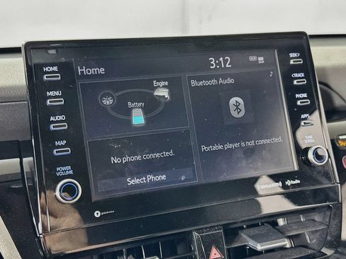 Used 2022 Toyota Camry XLE FWD image 25