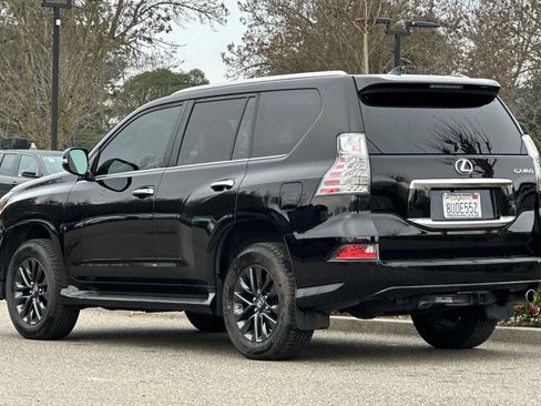 Used 2021 Lexus GX 460 Premium w/ Premium Package image 6