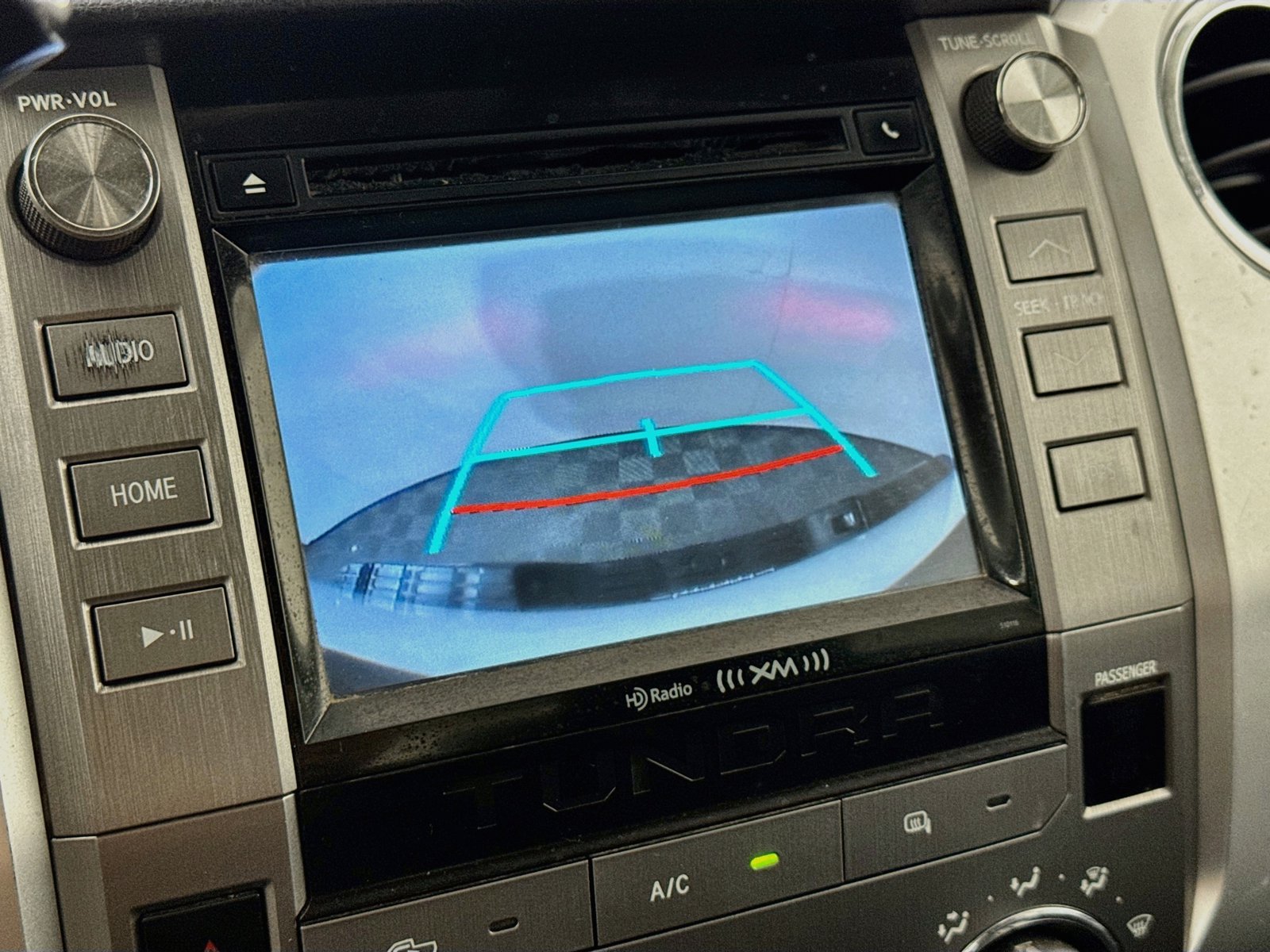 Used 2016 Toyota Tundra SR5 AWD/4WD image 13