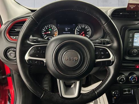 Used 2017 Jeep Renegade Trailhawk image 9