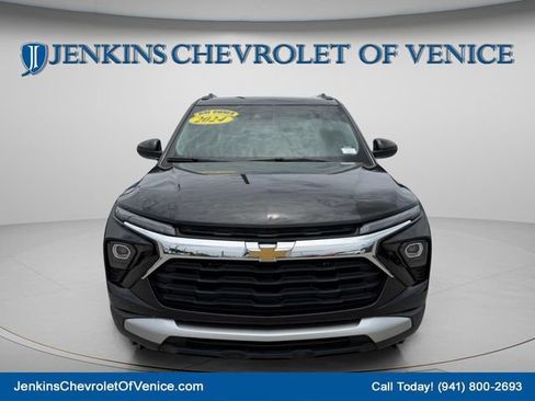 Used 2024 Chevrolet TrailBlazer LT FWD image 12