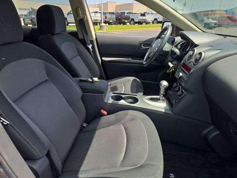 Used 2010 Nissan Rogue SL FWD image 9