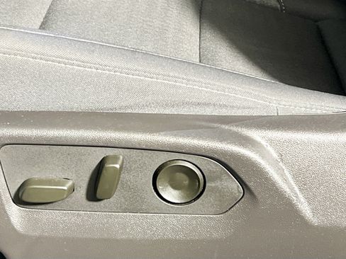 Used 2024 Chevrolet Silverado 1500 Custom Trail Boss image 15