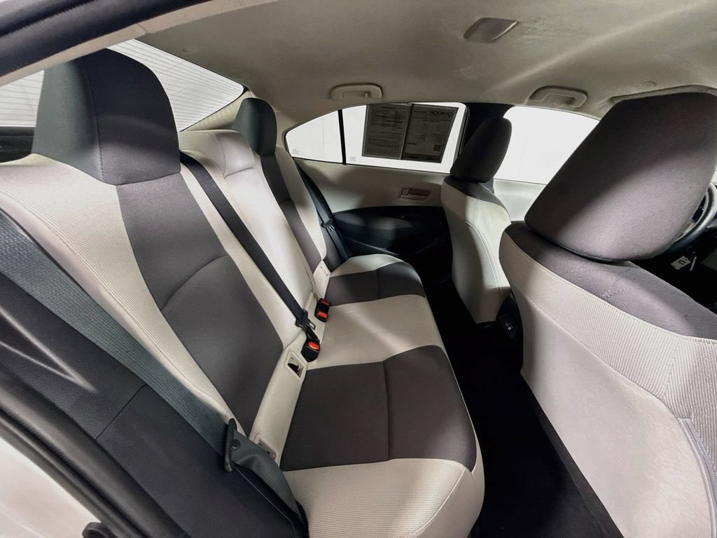 Used 2025 Toyota Corolla LE FWD image 26