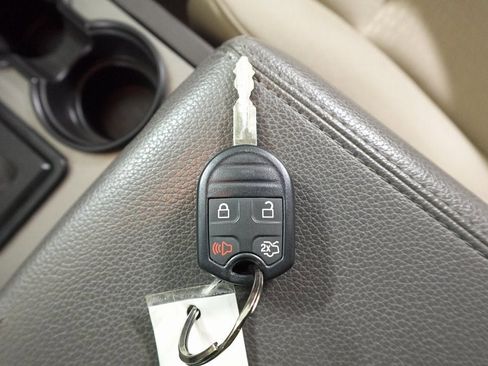 Used 2013 Ford Expedition XL w/ HD Trailer Tow Pkg image 28