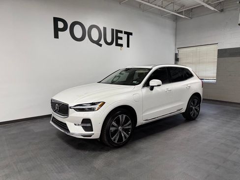 Used 2023 Volvo XC60 T8 Ultimate w/ Climate Package AWD/4WD image 2