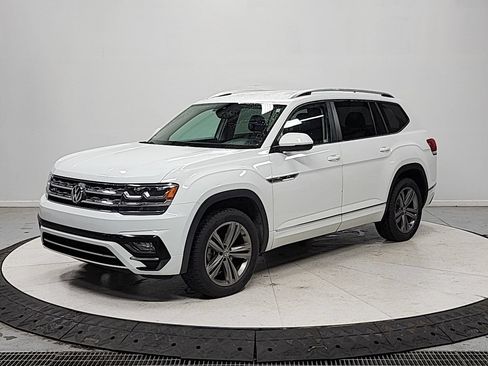 Used 2018 Volkswagen Atlas SE w/ R-Line Package AWD/4WD image 3