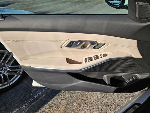 Certified 2022 BMW 330i xDrive Sedan w/ Premium Package 2 image 7