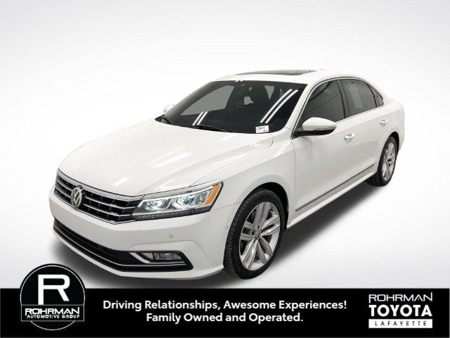 Used 2018 Volkswagen Passat 3.6 SEL Premium FWD image 2