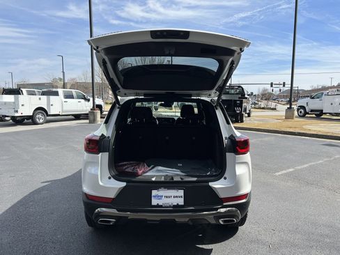 Used 2025 Chevrolet TrailBlazer ACTIV w/ Convenience Package image 33