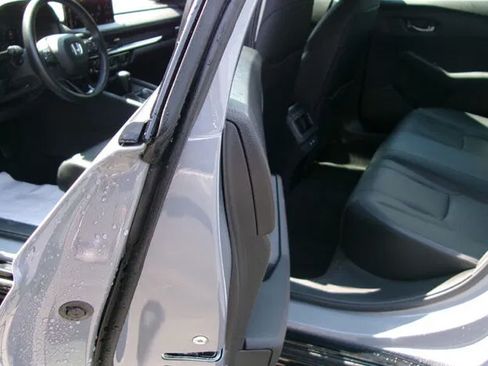 Used 2024 Honda Accord EX-L image 14