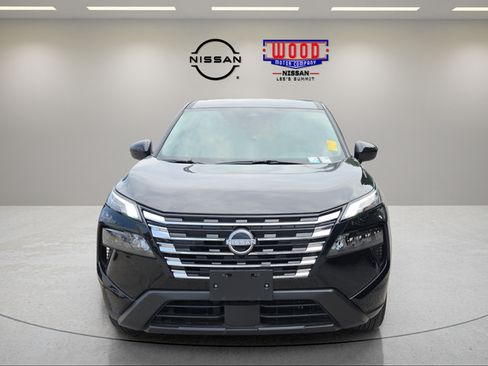 Certified 2026 Nissan Rogue SV w/ Cold Weather Package AWD/4WD image 6
