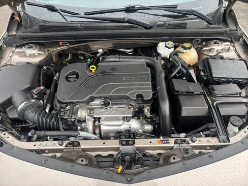 Used 2023 Chevrolet Malibu LT image 20