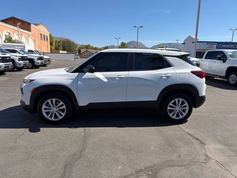Used 2023 Chevrolet TrailBlazer LS FWD image 5