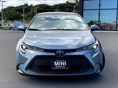 Used 2020 Toyota Corolla LE image 3