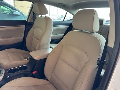 Used 2018 Hyundai Elantra Value Edition image 12