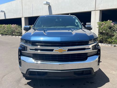 Used 2019 Chevrolet Silverado 1500 LT w/ Remote Start Package RWD image 4