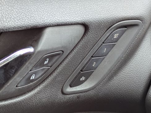 Certified 2022 GMC Acadia Denali w/ Denali Technology Package image 24