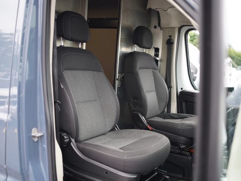 Used 2018 RAM ProMaster 2500 FWD image 18