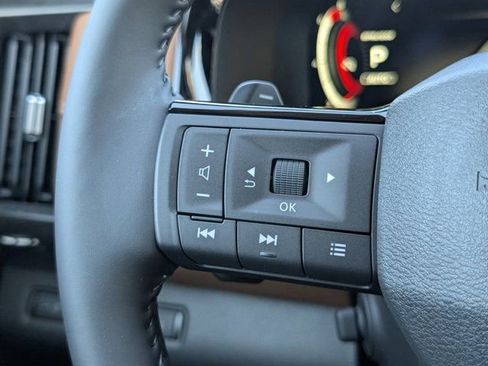 New 2026 Nissan Pathfinder Platinum w/ Cargo Package image 14