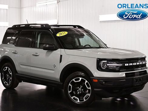 Used 2023 Ford Bronco Sport Outer Banks w/ Tech Package image 1