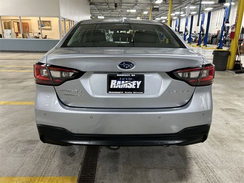 Certified 2022 Subaru Legacy Limited image 7