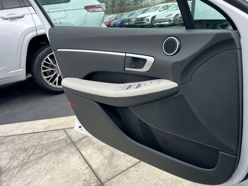 New 2026 Hyundai Sonata SEL AWD/4WD image 18