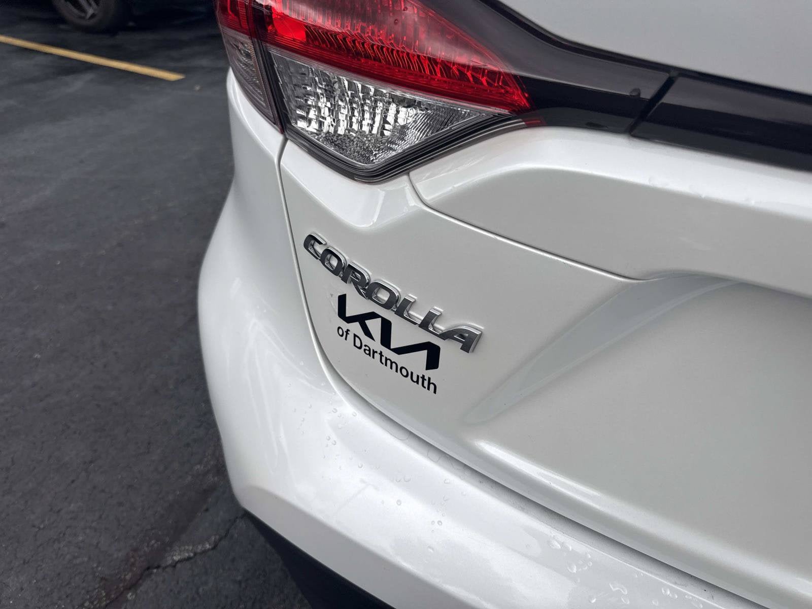 Used 2024 Toyota Corolla LE FWD image 5