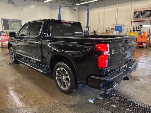 New 2026 Chevrolet Silverado 1500 High Country w/ Technology Package AWD/4WD image 4