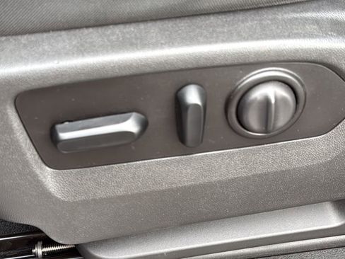 Used 2020 Chevrolet Silverado 1500 LT w/ Texas Edition image 10