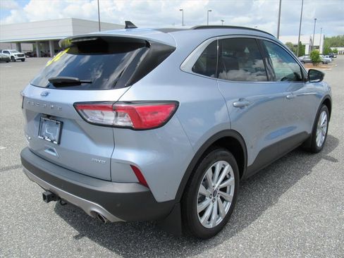 Used 2022 Ford Escape Titanium w/ Titanium Elite Package AWD/4WD image 7