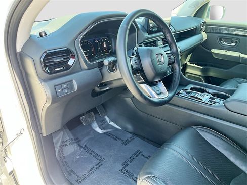 Used 2023 Honda Pilot Elite image 9