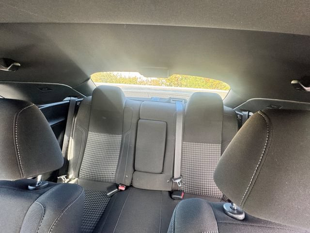 Used 2023 Dodge Challenger SXT RWD image 10