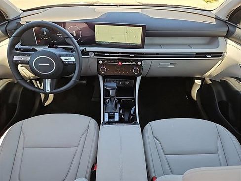 New 2025 Hyundai Tucson SEL image 9