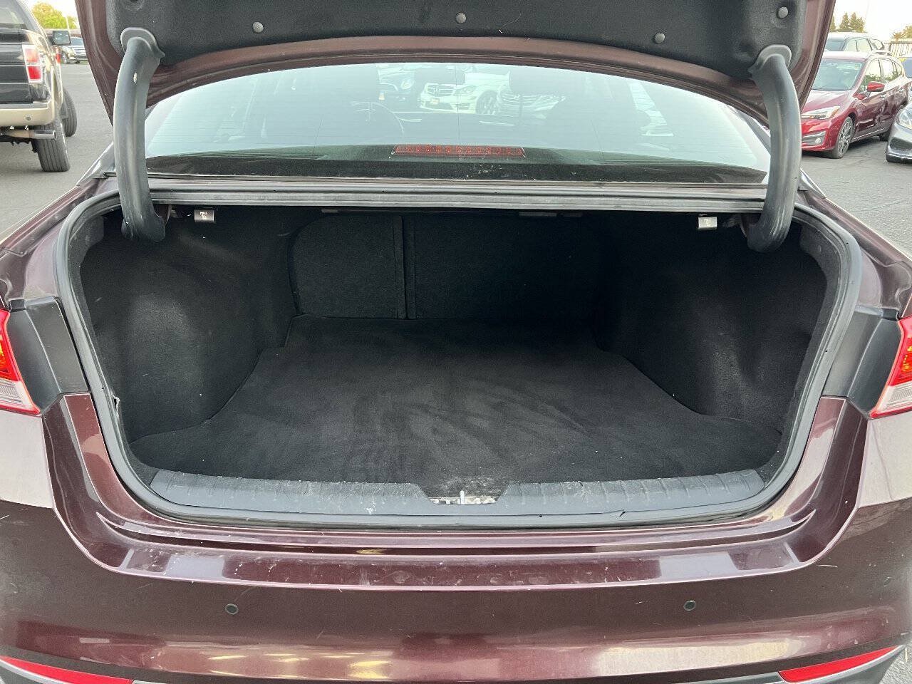 Used 2018 Kia Optima LX FWD image 14