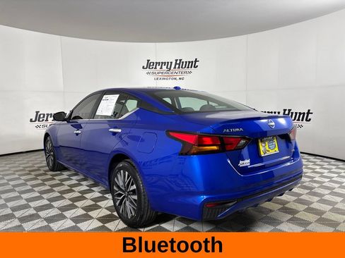 Used 2025 Nissan Altima 2.5 SV AWD/4WD image 8