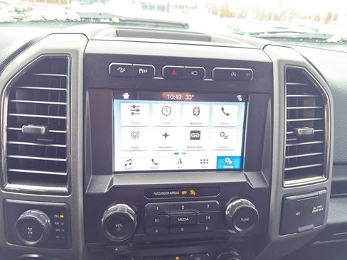 Used 2018 Ford F150 Raptor w/ Equipment Group 801A Mid image 24