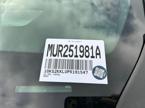 Used 2023 GMC Yukon XL Denali Ultimate image 35