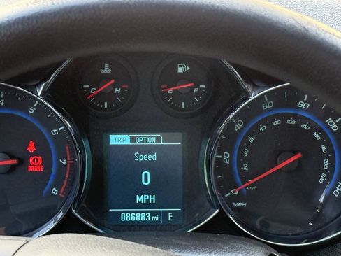 Used 2016 Chevrolet Cruze LT w/ RS Package FWD image 14
