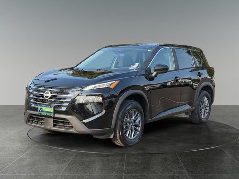 Used 2026 Nissan Rogue SV AWD/4WD image 3