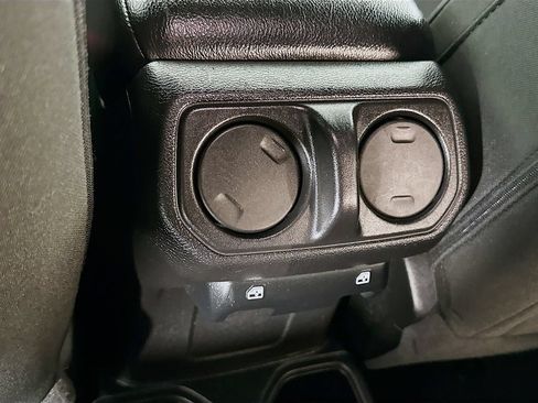 Certified 2020 Jeep Wrangler Unlimited Sport S AWD/4WD image 33