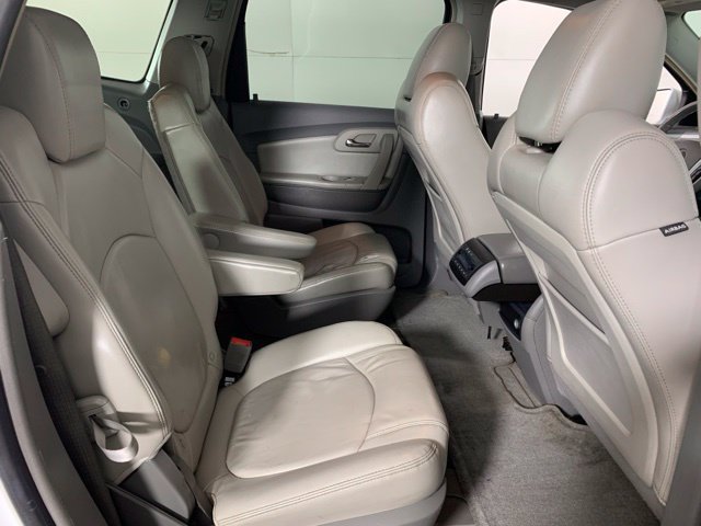 Used 2009 Chevrolet Traverse LT AWD/4WD image 23