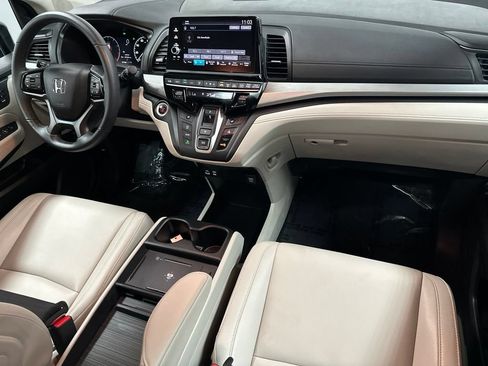 Used 2026 Honda Odyssey EX-L image 11