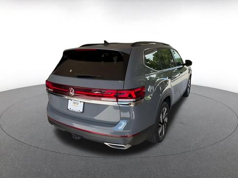 Used 2026 Volkswagen Atlas SE FWD image 15