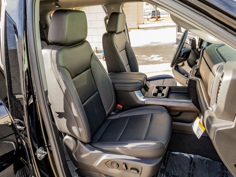 Used 2025 GMC Sierra 3500 SLT w/ Texas SLT Premium Package image 31