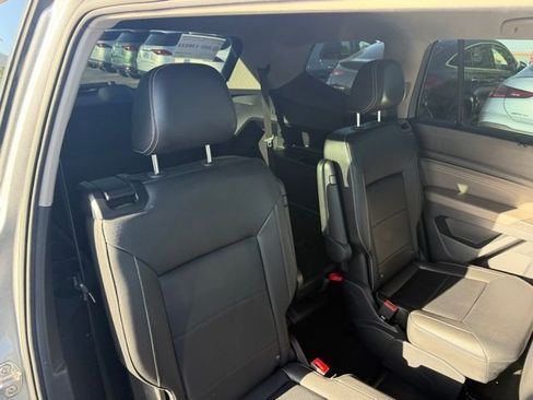 Used 2022 Volkswagen Atlas SEL AWD/4WD image 25