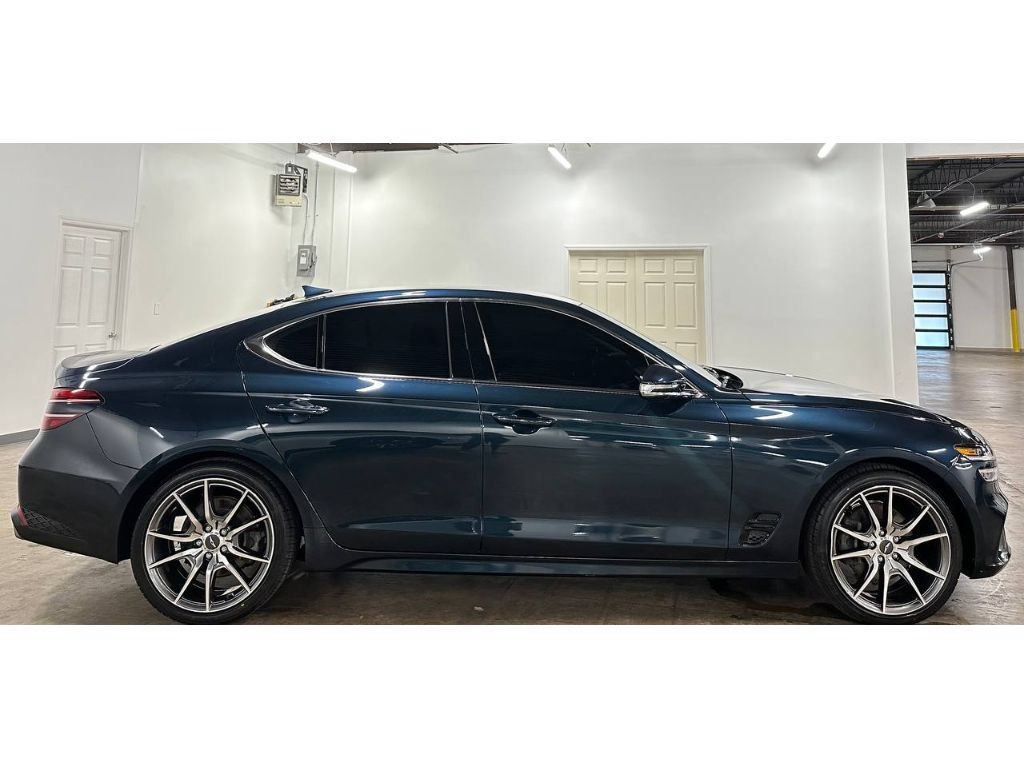 Used 2023 Genesis G70 2.0T AWD/4WD image 8