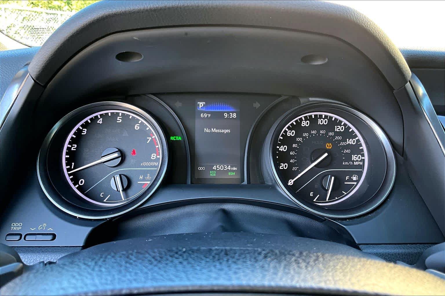 Used 2024 Toyota Camry SE w/ Blackout Package (TMS) FWD image 26